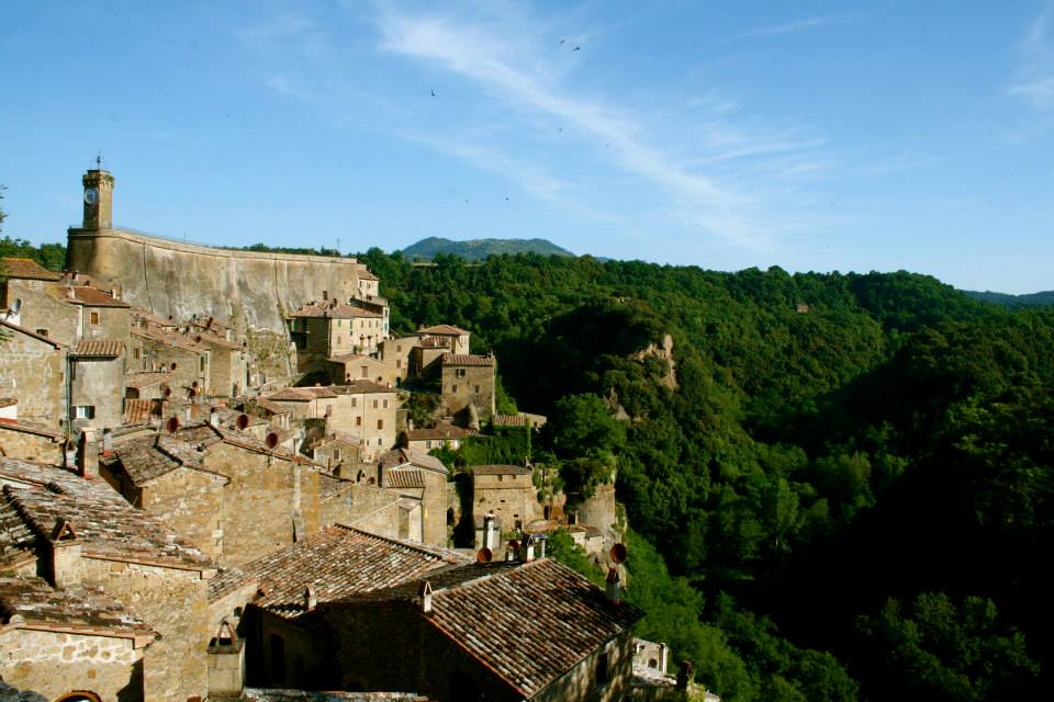 Sorano: le Vie Cave e la vista panoramica