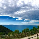 Nel borgo di Populonia in vacanza